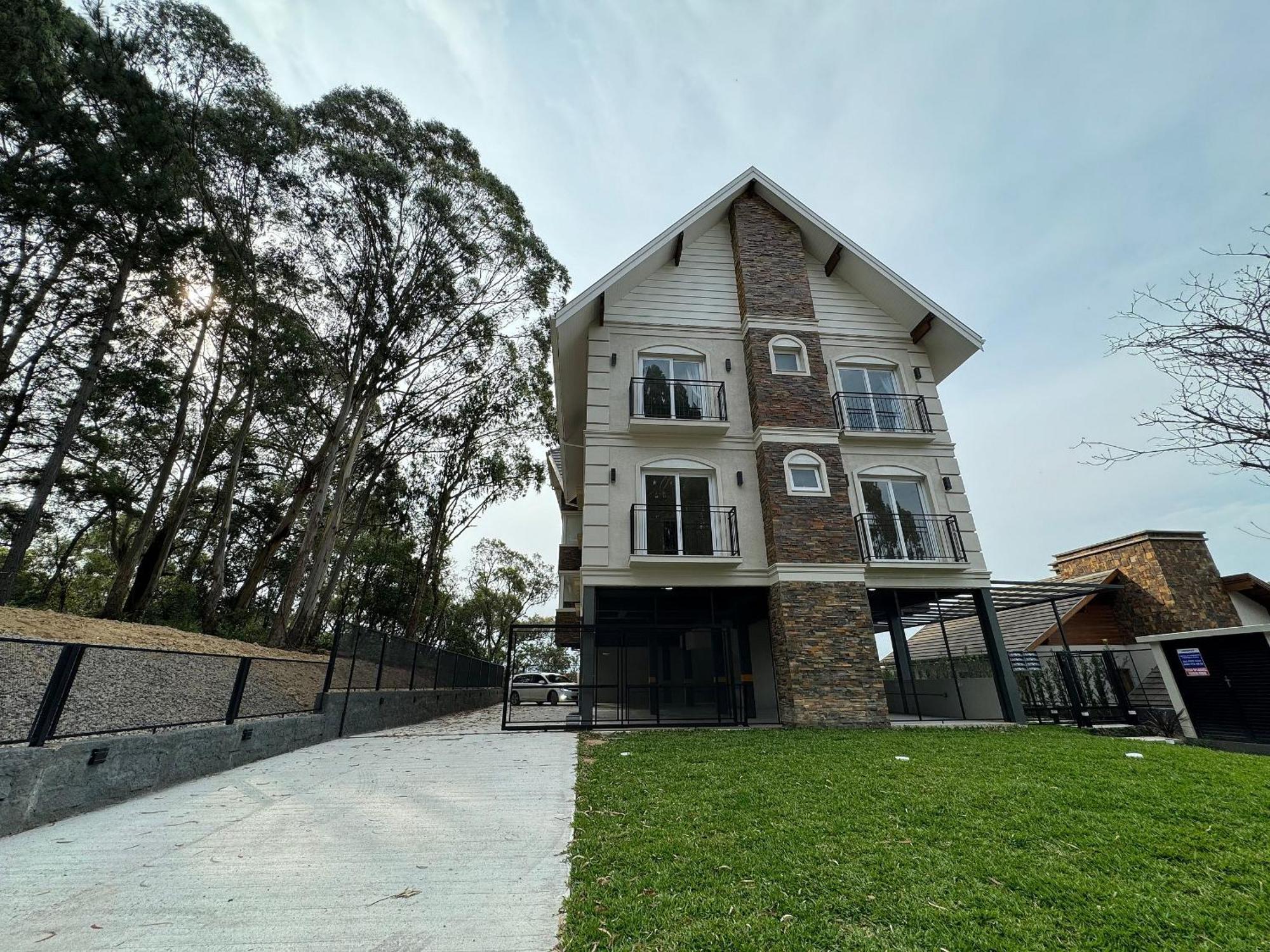 Ipe Amarelo 101 - Ape Novo Gramado Prox Lago Negro Exterior photo